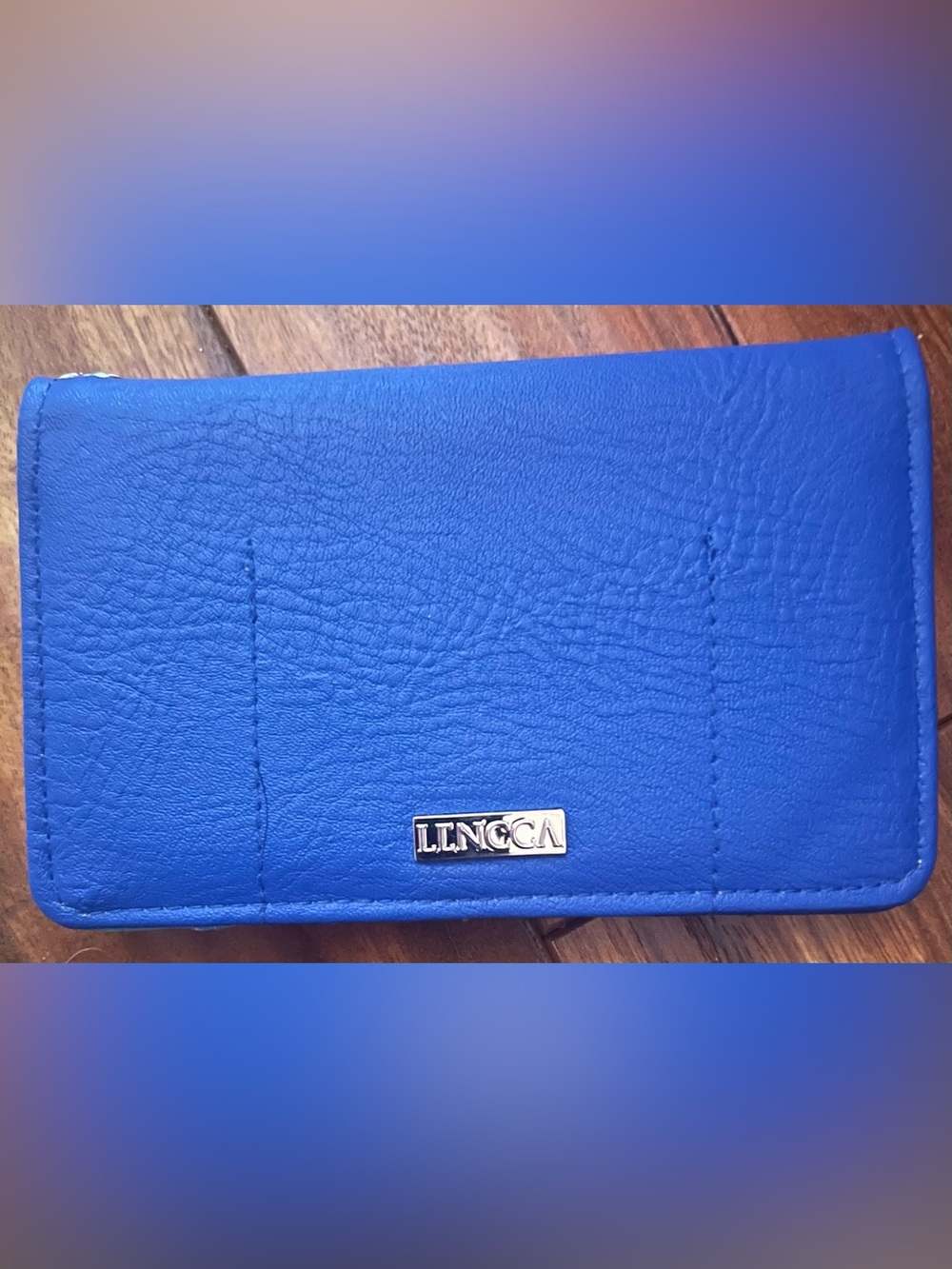 LENCCA Electric Blue Pebble Wallet, Like New